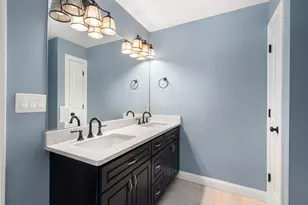 4 Martin Louis Way, Stoneham, MA 02180 - Photo 17