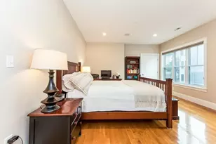 360 W 2nd, Boston, MA 02127 - Photo 5