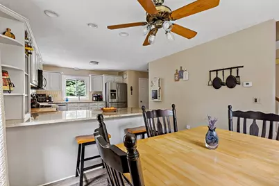 195 Bournehurst Dr, Plymouth, MA 02360 - Photo 9