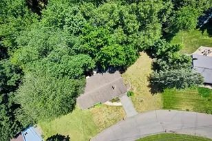 195 Murphy Ln, Chicopee, MA 01020 - Photo 35