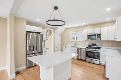 559 Winthrop St, Medford, MA 02155 - Photo 7