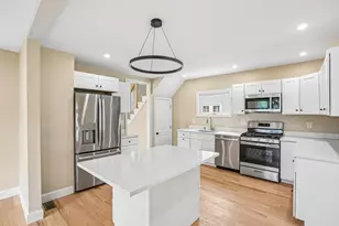 559 Winthrop St, Medford, MA 02155 - Photo 7