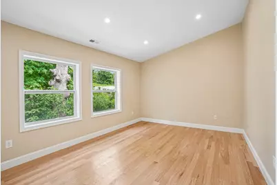 559 Winthrop St, Medford, MA 02155 - Photo 21