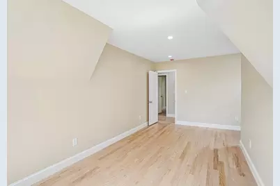559 Winthrop St, Medford, MA 02155 - Photo 25