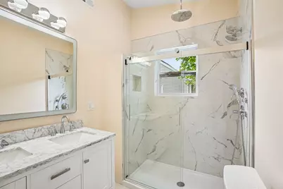 559 Winthrop St, Medford, MA 02155 - Photo 23