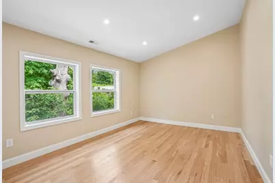 559 Winthrop St, Medford, MA 02155 - Photo 21