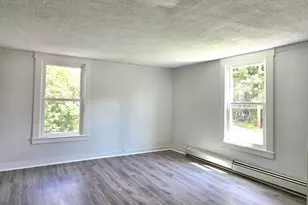 15 Dublin St, Gardner, MA 01440 - Photo 11