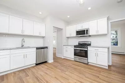 39 Perry St #1, Brookline, MA 02445 - Photo 11