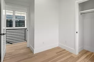 327 Alewife Brook Pkwy, Somerville, MA 02144 - Photo 27