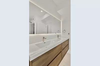 327 Alewife Brook Pkwy #B, Somerville, MA 02144 - Photo 37