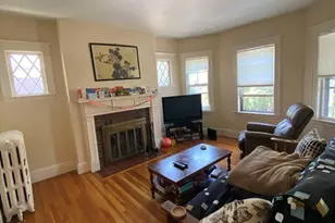 14 Upland, Brookline, MA 02445 - Photo 9