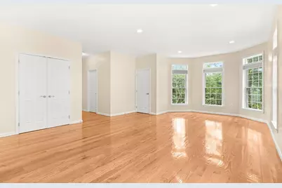 18 Grant Road, Winchester, MA 01890 - Photo 5
