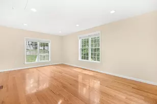 18 Grant Rd, Winchester, MA 01890 - Photo 9
