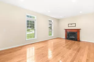 18 Grant Rd, Winchester, MA 01890 - Photo 7
