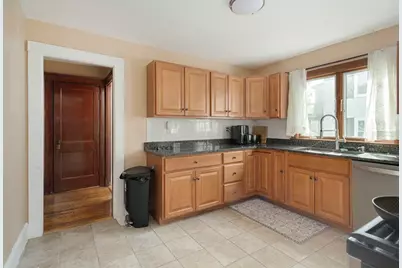 31-33 Underwood Ave #1, Newton, MA 02465 - Photo 5