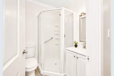 17 Wilcox St, Fall River, MA 02721 - Photo 7
