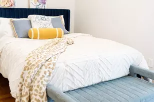 17 Wilcox St, Fall River, MA 02721 - Photo 9