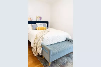 17 Wilcox St, Fall River, MA 02721 - Photo 9