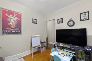 20 Walter St, Boston, MA 02136 - Photo 7