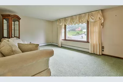 443 Quinapoxet St, Holden, MA 01522 - Photo 7