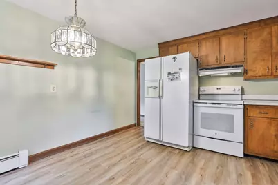 443 Quinapoxet St, Holden, MA 01522 - Photo 5