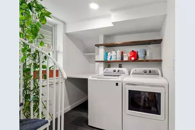 1504 Centre St #1, Boston, MA 02131 - Photo 27