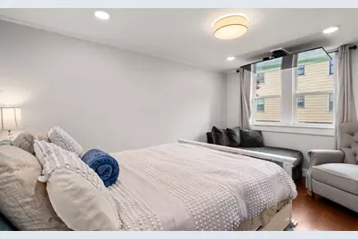 1504 Centre St #1, Boston, MA 02131 - Photo 7