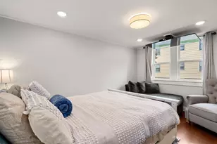 1504 Centre St, Boston, MA 02131 - Photo 7