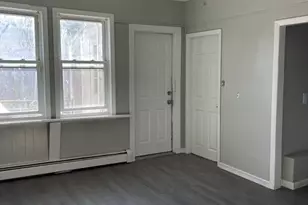 2 Grove St, Haverhill, MA 01832 - Photo 9
