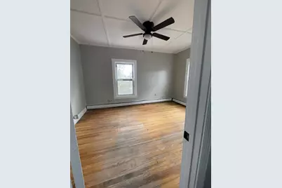 2 Grove St, Haverhill, MA 01832 - Photo 3