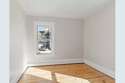 2 Grove St, Haverhill, MA 01832 - Photo 15
