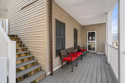 186 W 7th St #1, Boston, MA 02127 - Photo 9