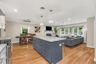 89 Rolling Ln, Needham, MA 02492 - Photo 9