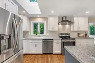 89 Rolling Ln, Needham, MA 02492 - Photo 9