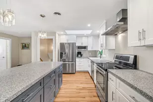 89 Rolling Ln, Needham, MA 02492 - Photo 9