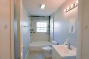 321 Essex, Lynn, MA 01902 - Photo 5
