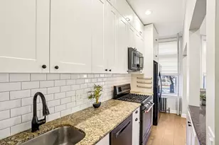 1870 Commonwealth Ave, Boston, MA 02135 - Photo 7