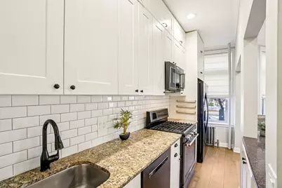 1870 Commonwealth Ave #1, Boston, MA 02135 - Photo 7