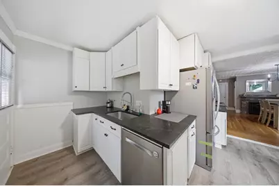 42 S Main St, Uxbridge, MA 01569 - Photo 17