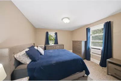 42 S Main St, Uxbridge, MA 01569 - Photo 27