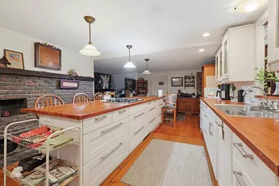 728 South Main Street, Raynham, MA 02767 - Photo 17