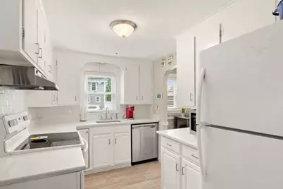 33 Sunnyside Park, Saugus, MA 01906 - Photo 11