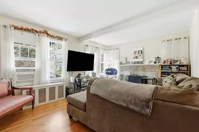 17-19 Howes St, Springfield, MA 01118 - Photo 5
