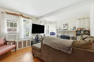 17-19 Howes St, Springfield, MA 01118 - Photo 5