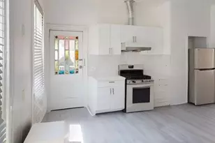 21 Clifton St, Worcester, MA 01610 - Photo 1