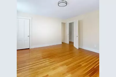 21 Clifton St, Worcester, MA 01610 - Photo 11