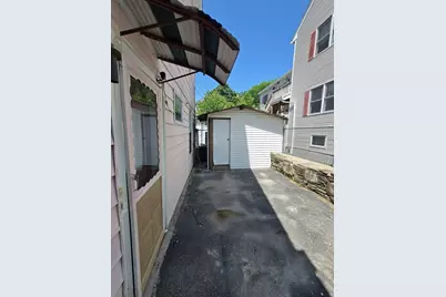 21 Clifton St, Worcester, MA 01610 - Photo 31