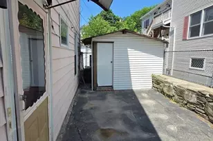21 Clifton St, Worcester, MA 01610 - Photo 31