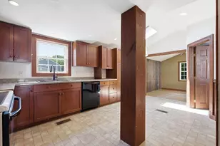 260 Mendon St, Uxbridge, MA 01569 - Photo 5