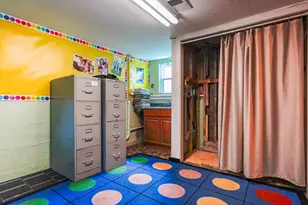134 Bismark St, New Bedford, MA 02745 - Photo 27